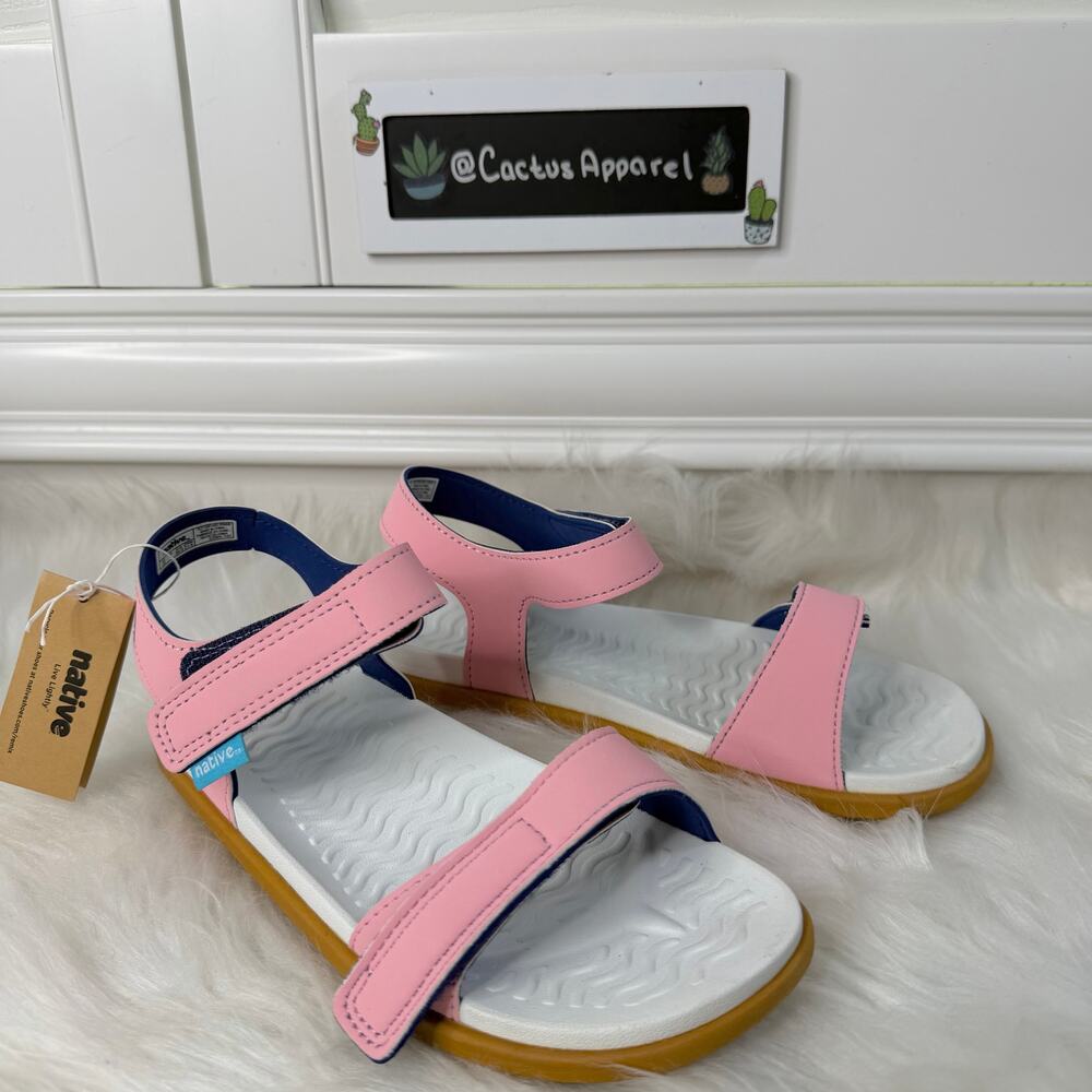 New Native Charley Lightweight Velcro Sandals Size J3
